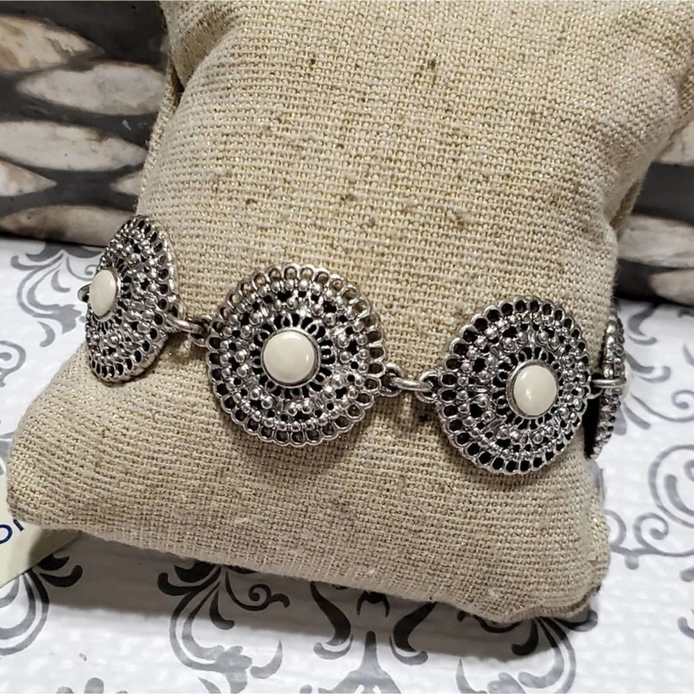 LUCKY brand jeweled boho circle bracelet new!!!‎